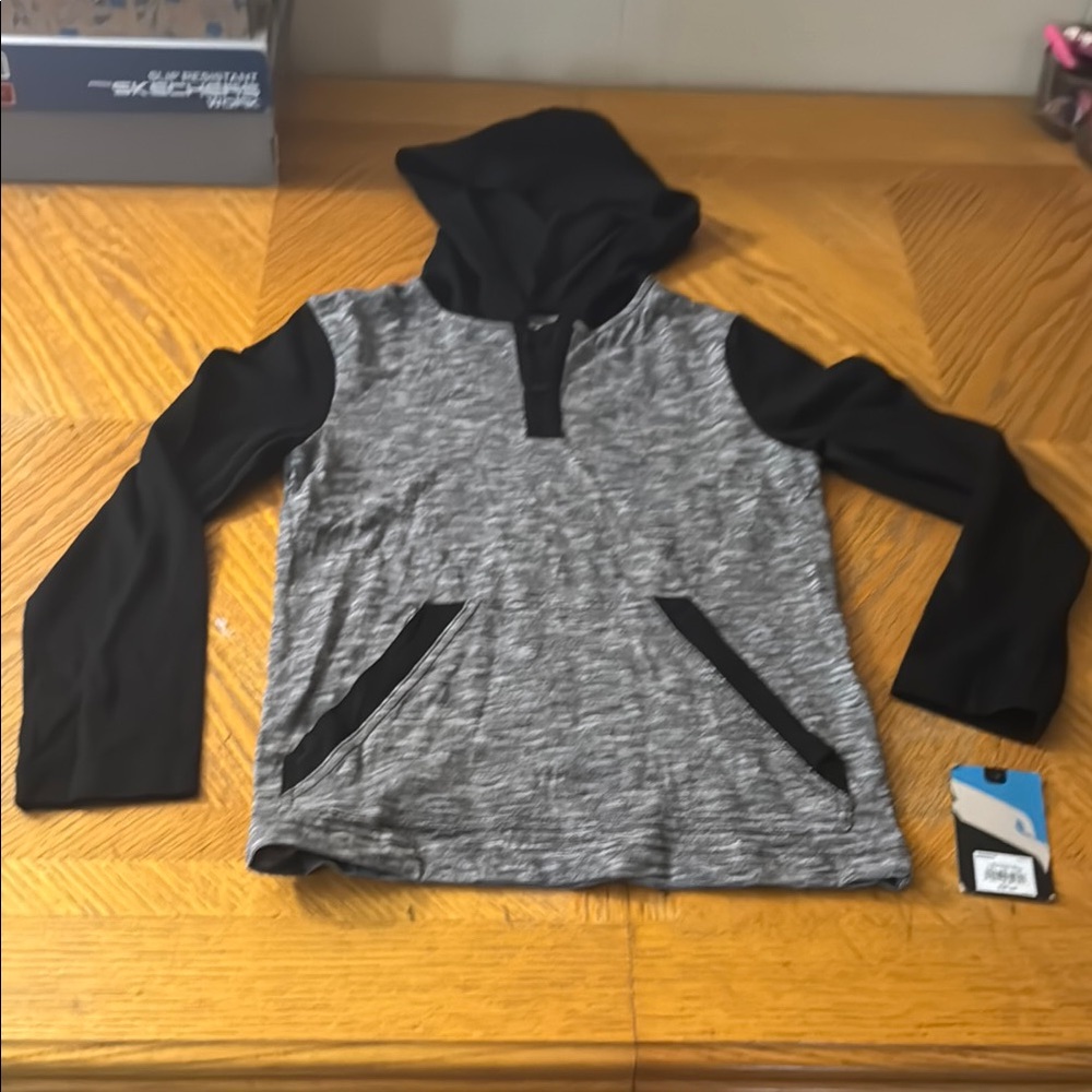 Tony Hawk long sleeve with hood